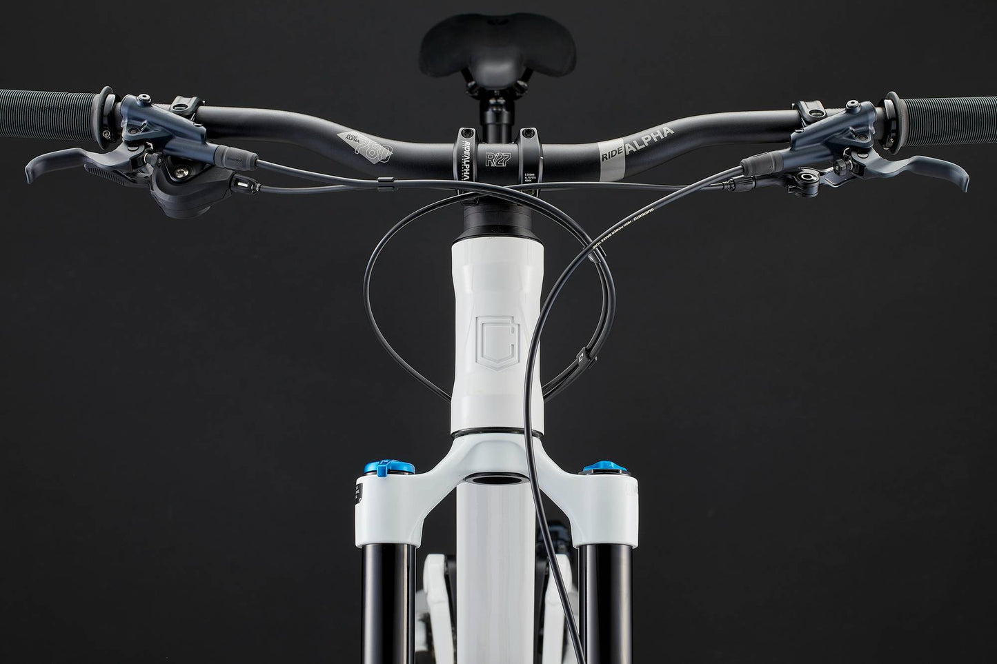 Commencal META V5 Essential - Medium