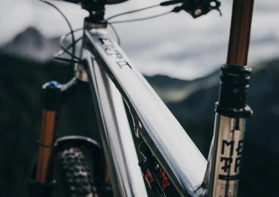 2023 Commencal META SX Frame High-Polish