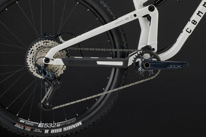 Commencal META V5 Essential - Medium