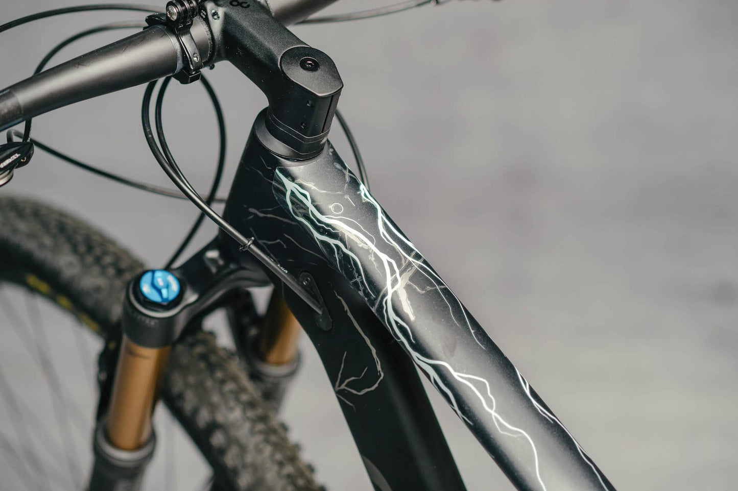 DyedBro Frame Protection Lightning
